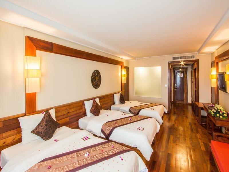 Royal Empire Premium Hotel Siem Reap Eksteriør billede