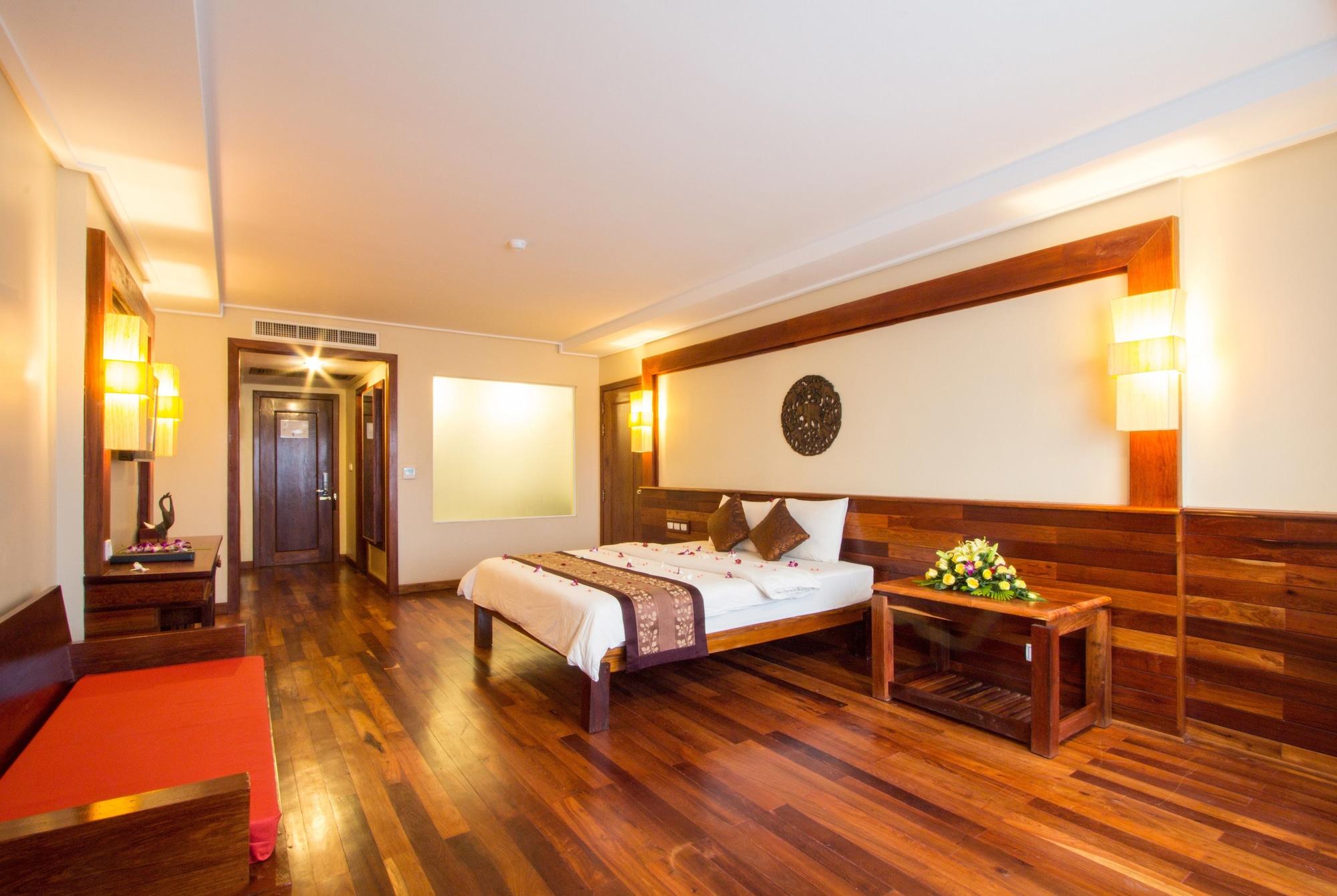 Royal Empire Premium Hotel Siem Reap Eksteriør billede